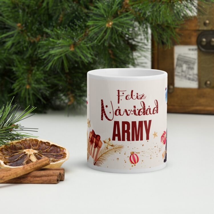 Taza blanca BTS Army brillante navidad chico - Imagen 3