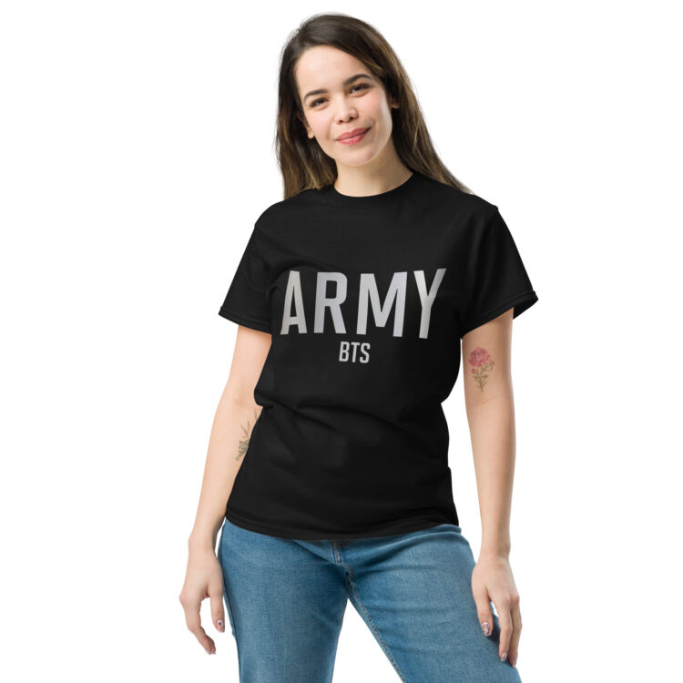 Camiseta BTS Army Letras color gris plateado - Imagen 2